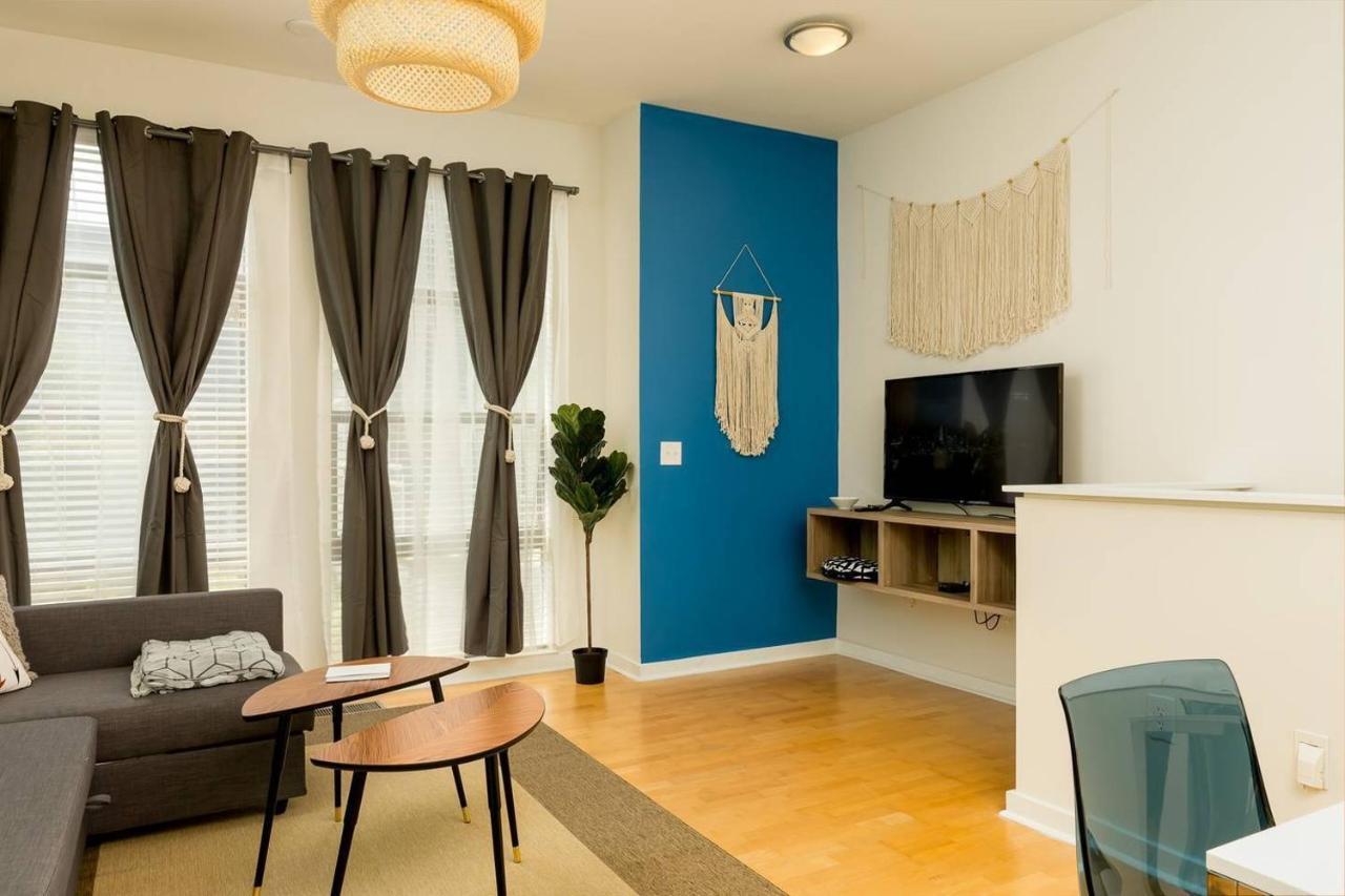 Trifecta Spacious & Beautiful Wifi Superhost Charlotte Exterior photo